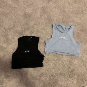 AYBL Cropped Training Vests, size small